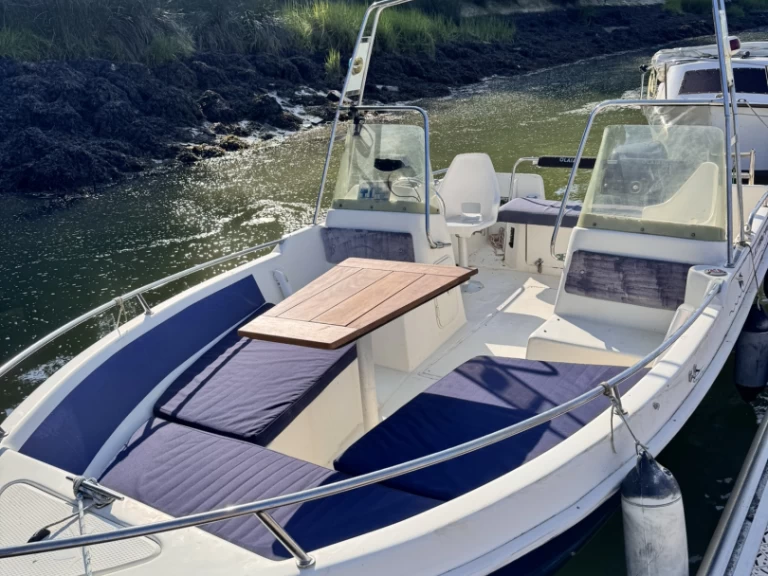 Alquiler de embarcaciones Ultramar Ultra 515 Open enBayonne en Samboat