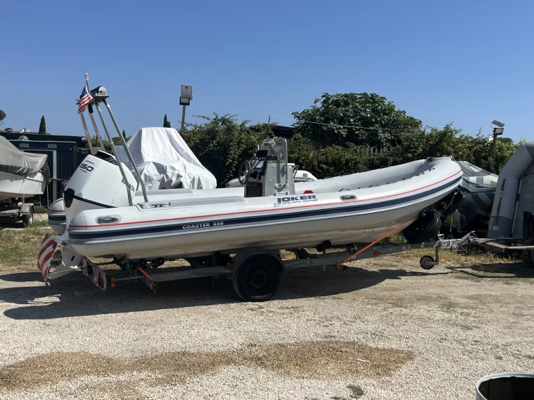 Alquiler de embarcaciones Joker Boat Clubman 21 enSanta Marinella en Samboat