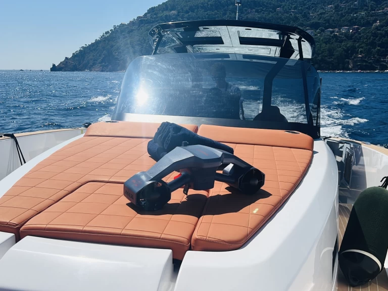 Alquiler de Pardo Yachts Pardo 38 en Mandelieu-la-Napoule