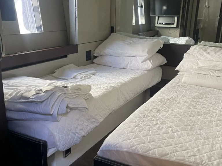 Alquiler de Fairline Targa 58 GTB en Cannes