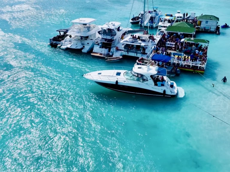 Alquiler de barcos Turks Islands barato de SUNDANCER 420