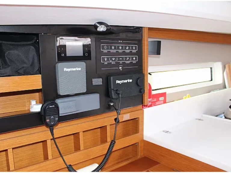 Alquiler de Jeanneau Sun Odyssey 440 en Marigot