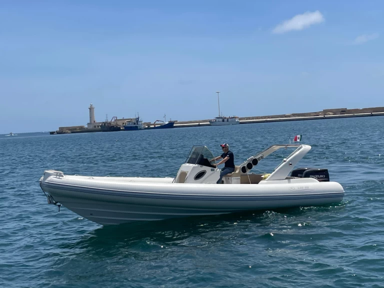 Alquiler de barcos Porto turistico Marsala barato de Led Gs 28