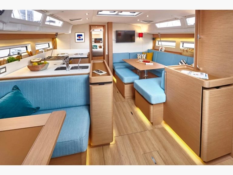 Alquiler de embarcaciones Jeanneau Sun Odyssey 490 enSalerno en Samboat