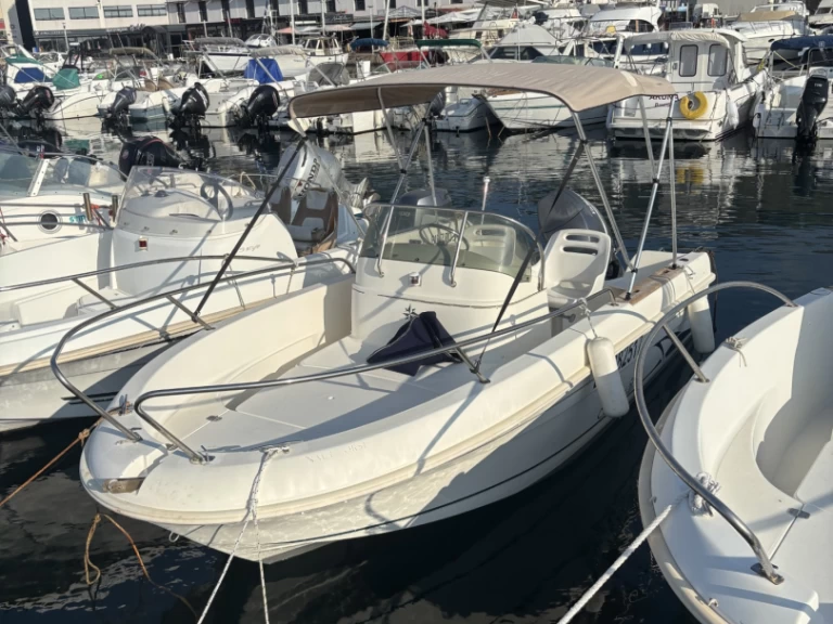 Alquiler Bastia Port - Jeanneau Cap Camarat 5.1 en SamBoat
