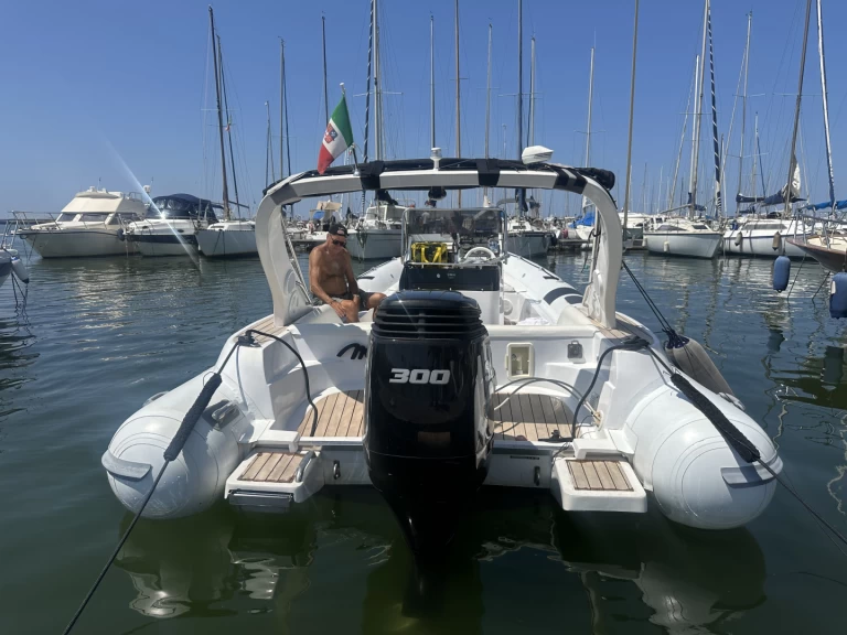 Alquiler de embarcaciones Legar 800 enViareggio en Samboat