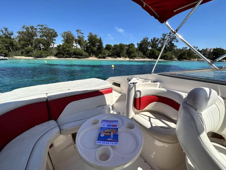 Alquiler de Rinker Captiva 232 Cudy en Vieux Port de Cannes