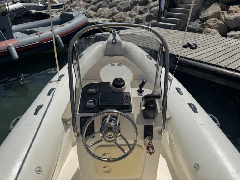 Alquiler La Madrague - Capelli Tempest 600 en SamBoat
