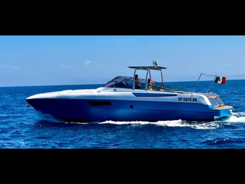 Alquiler de embarcaciones Luxury Yacht  Ego 43 enStintino en Samboat