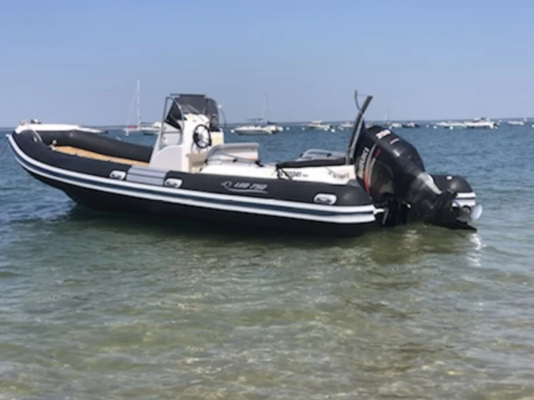 Nautica Led 750GS-XL de alquiler a Cap Ferret