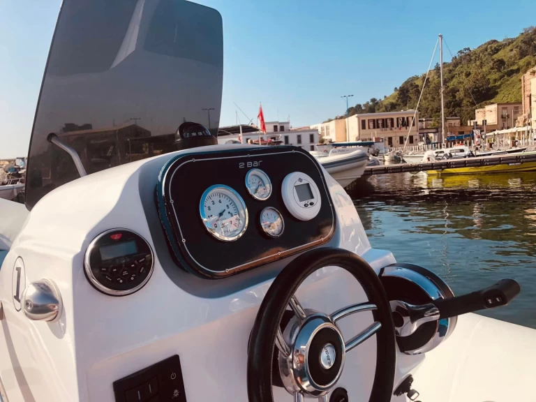 Alquiler de embarcaciones 2 BAR 62 enPalermo en Samboat