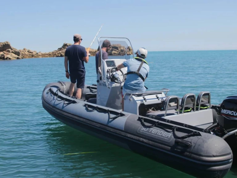 Alquiler de barcos Saint-Quay-Portrieux barato de 3D Tender 600 Patrol