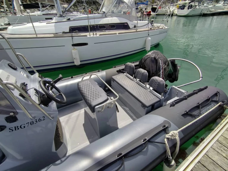 Alquiler de embarcaciones 3D Tender 3D Tender 600 Patrol enSaint-Quay-Portrieux en Samboat