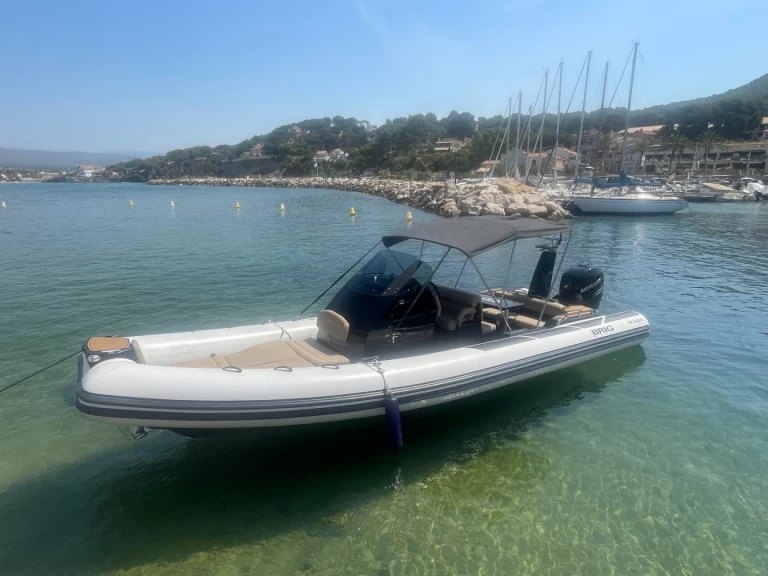 Brig Eagle 8 de alquiler a La Madrague