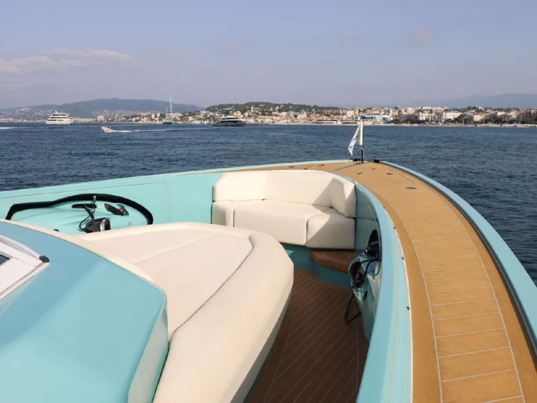 Alquiler de Wajer 55 S en Cannes