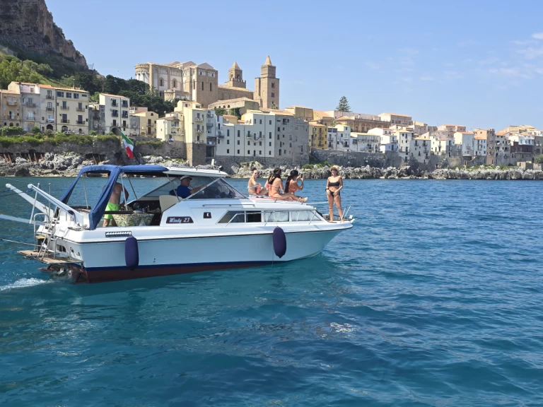 Windy Windy 27 CC de alquiler a Porto di Cefalù