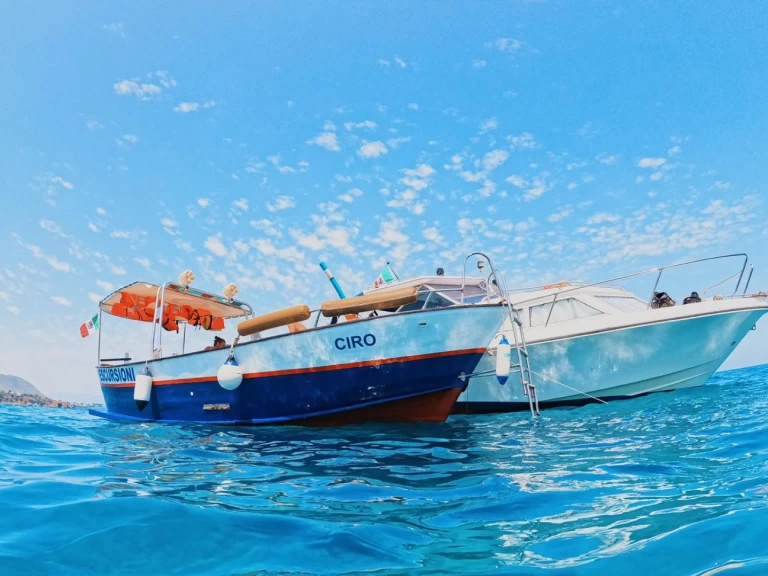 Alquiler Porto di Cefalù - Windy Windy 27 CC en SamBoat