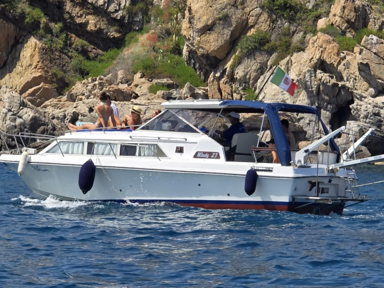 Alquiler de Windy Windy 27 CC en Porto di Cefalù