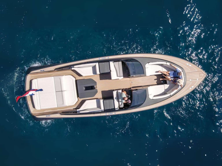 Lancha para alquilar Antibes al mejor precio