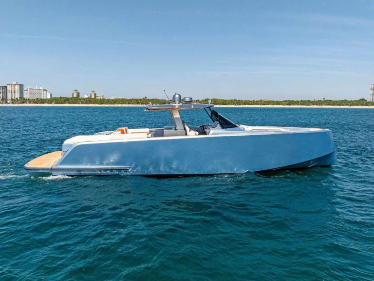 Alquiler de Lancha, con o sin patrón Pardo Yachts Cannes