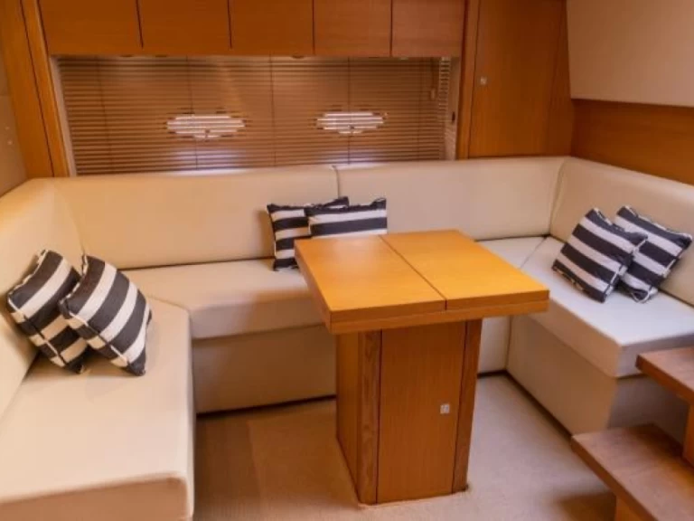 Alquiler de embarcaciones Sunseeker Camargue 50 enGolfe-Juan en Samboat