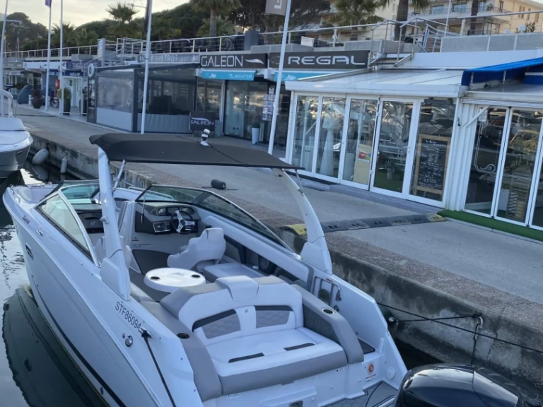 Four Winns HD 240 OB de alquiler a Cannes