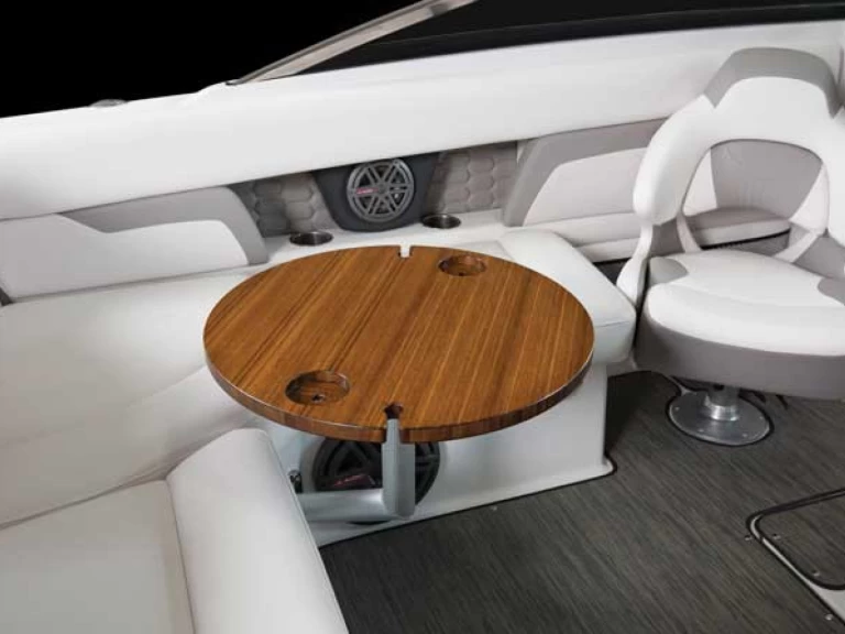Alquiler de barcos Cannes barato de HD 240 OB