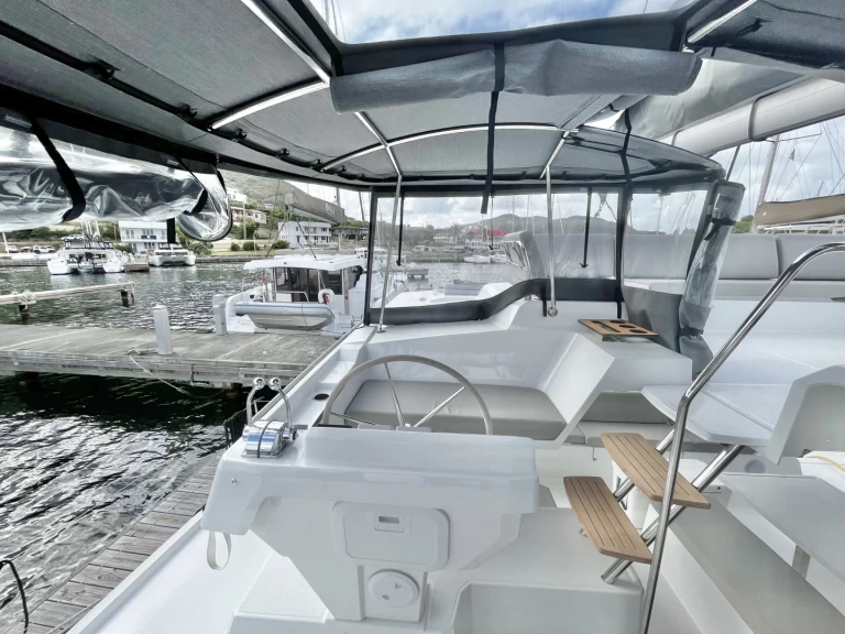Fountaine Pajot Elba 45 de alquiler a Parham Town