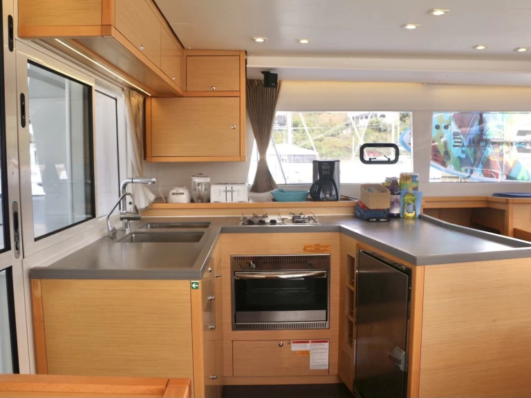 Alquiler Catamarán Lagoon con o sin  título de navegación