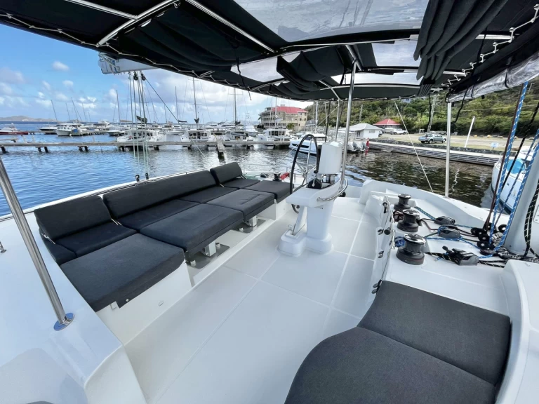 Alquiler de embarcaciones Lagoon Lagoon 52 enParham Town en Samboat