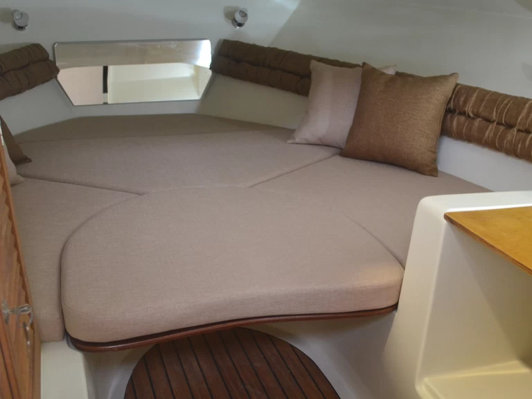 Alquiler Lancha en Pula -  Mingolla Brava 22WA