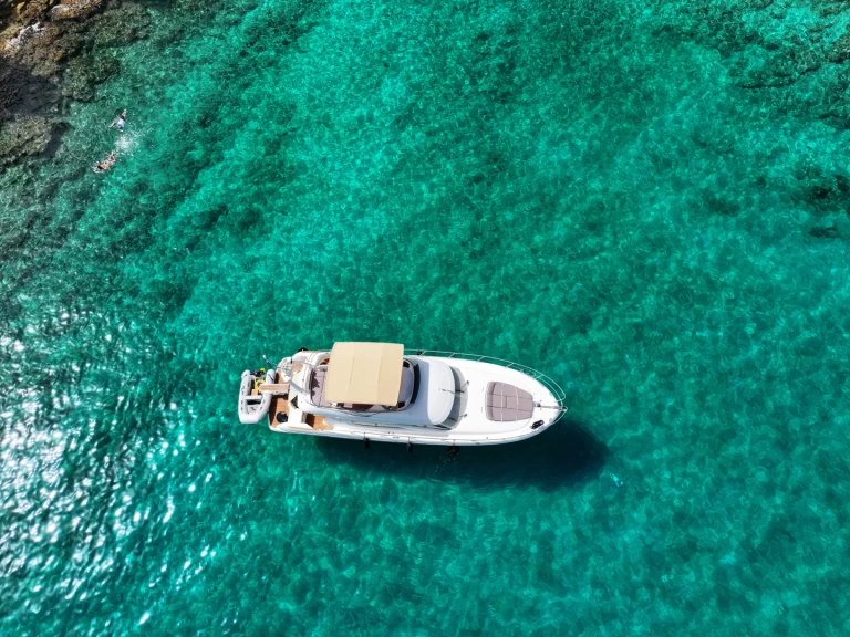 Alquiler de Prestige Jeanneau Prestige 46 Fly en Split