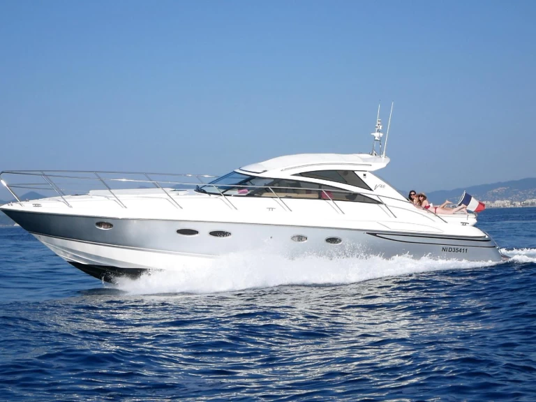 Alquiler de barcos Juan-les-Pins barato de Princess V48S