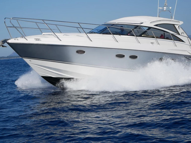 Alquiler de embarcaciones Princess Princess V48S enJuan-les-Pins en Samboat