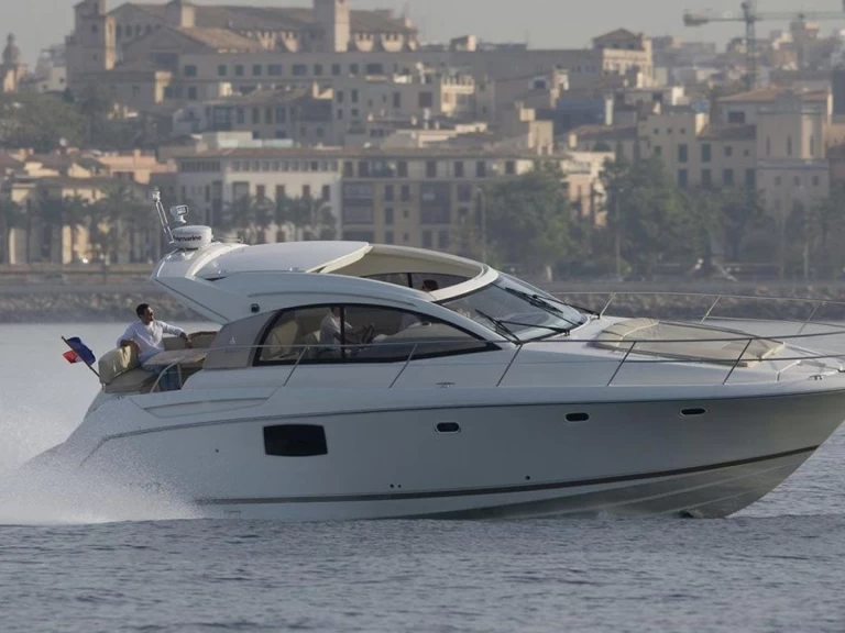 Alquiler de barcos Juan-les-Pins barato de Prestige 390 S
