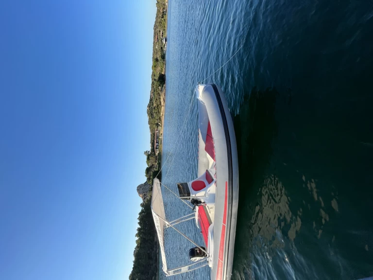 Alquiler de GTR MARE srl Levante ichnos en Port of Cannigione