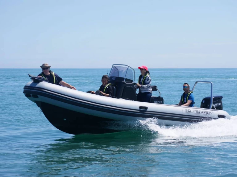 3D Tender DREAM 6.55 de alquiler a Saint-Quay-Portrieux