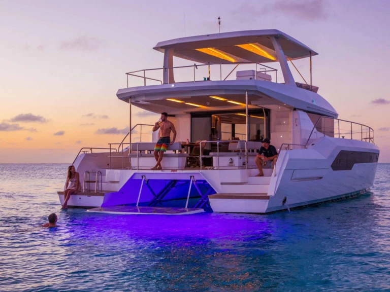 Alquiler Lancha en Antibes - Leopard 53 PC