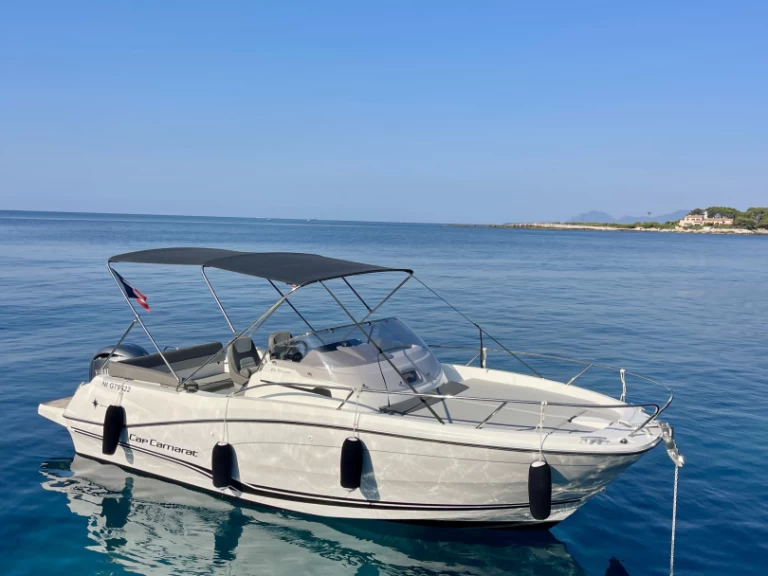 Alquiler de barcos Antibes barato de Cap Camarat 6.5 WA Serie 3