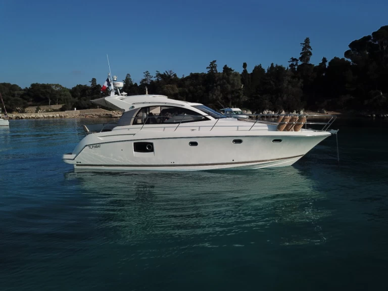 Alquiler de embarcaciones Prestige 39 enJuan-les-Pins en Samboat