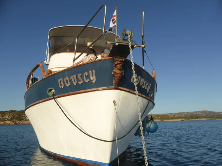 Alquiler Lancha eurobanker con o sin  título de navegación