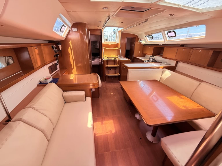 Alquiler de embarcaciones Bénéteau Oceanis 46 enSukošan en Samboat