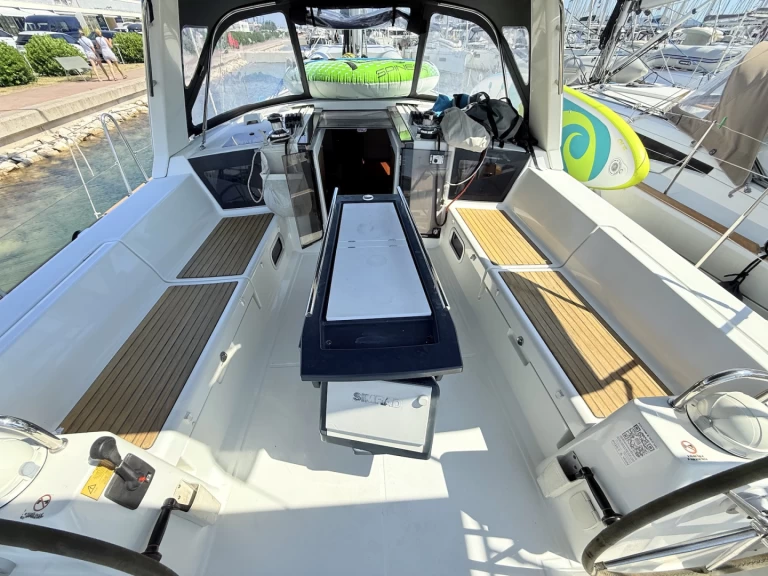 Alquiler de barcos Sukošan barato de Oceanis 41