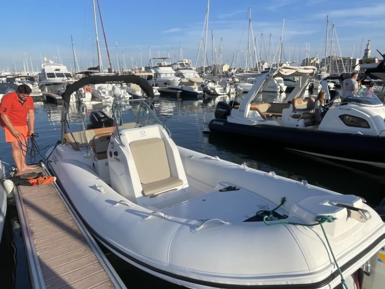 Zodiac Medline 6.8 de alquiler a Arcachon