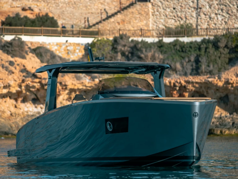 Tesoro T40 de alquiler a Port des Marines de Cogolin