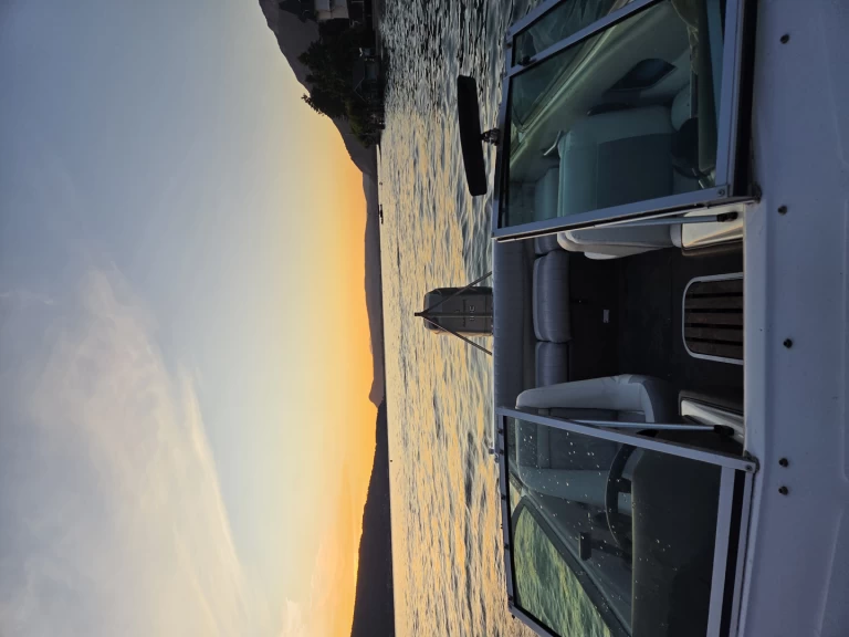 Alquiler Lancha Sea Ray con o sin  título de navegación