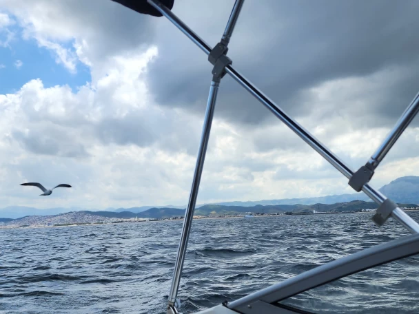 Alquiler de Stingray 180RX en Région de Tanger-Tétouan