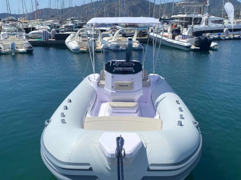 Alquiler de embarcaciones Italboats Predator 599 AS enVillasimius en Samboat