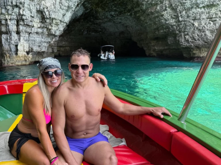 Alquiler de barcos Ċirkewwa barato de motoring