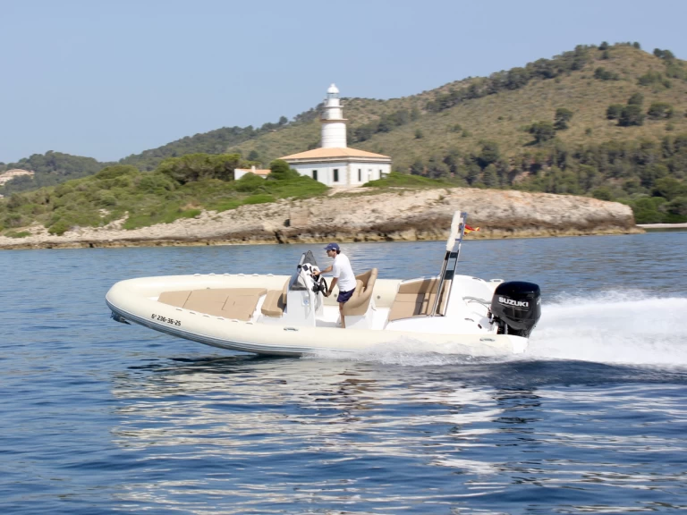 Alquiler Neumática en Alcúdia - Hydrosport 737